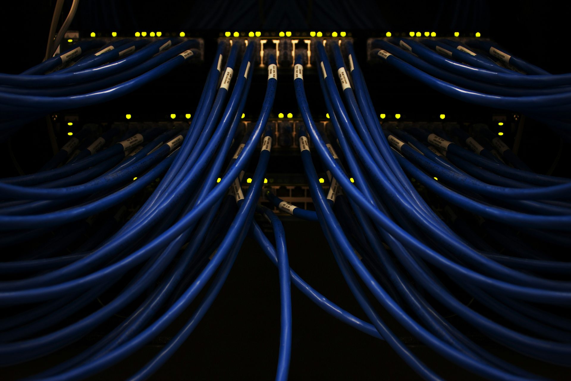 Abstract network infrastructure visualization